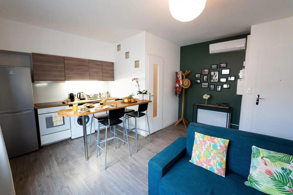 Appartement Centre Village, Clim Et Parking Gratuit Aigues-Mortes Esterno foto
